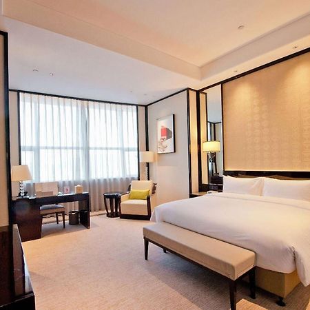 Howard Johnson Plaza Нинбо Экстерьер фото