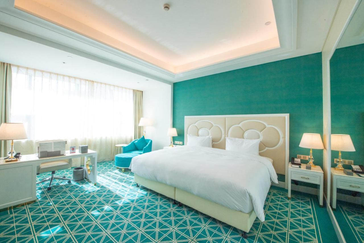 Howard Johnson Plaza Нинбо Экстерьер фото